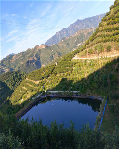 西昌会理石榴种植蓄水池